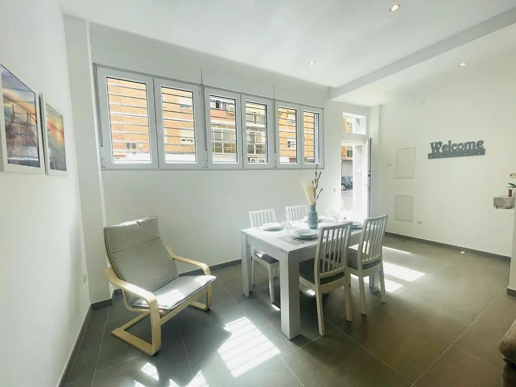 Apartamento Alhucemas Playa Malaga Apartment