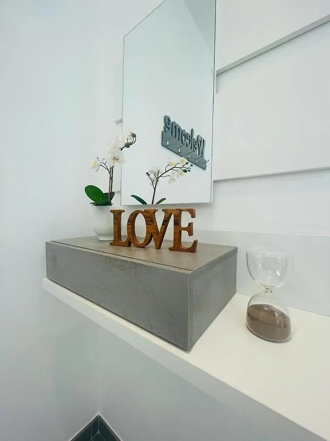 Apartamento Alhucemas Playa Malaga 0*,