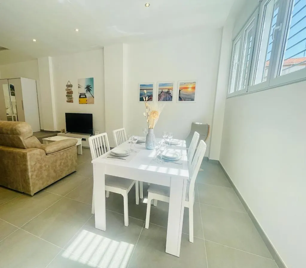 Apartamento Alhucemas Playa Malaga