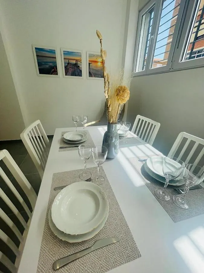 Apartamento Alhucemas Playa Malaga Apartment